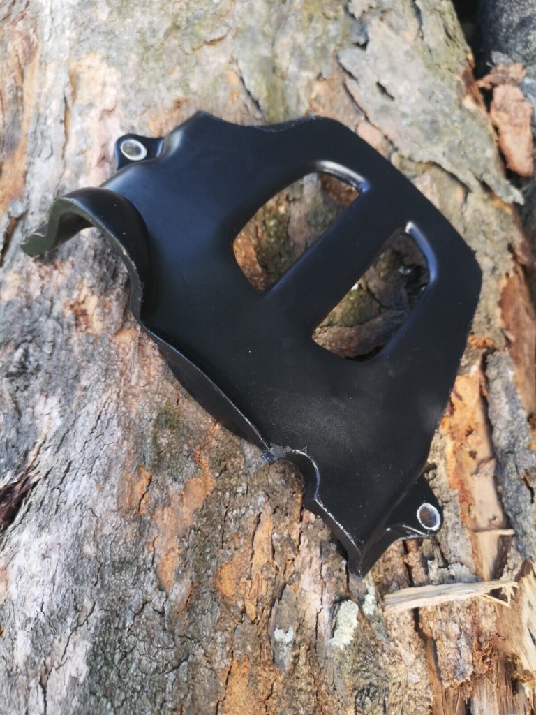 Honda XR200R XL185S XL125S Front Sprocket Cover 11361KA2000 g