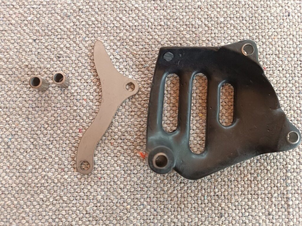 Suzuki Engine Sprocket Cover PE175 1980-1984 & RM100 1979-1981 & RM125 1979-1980b