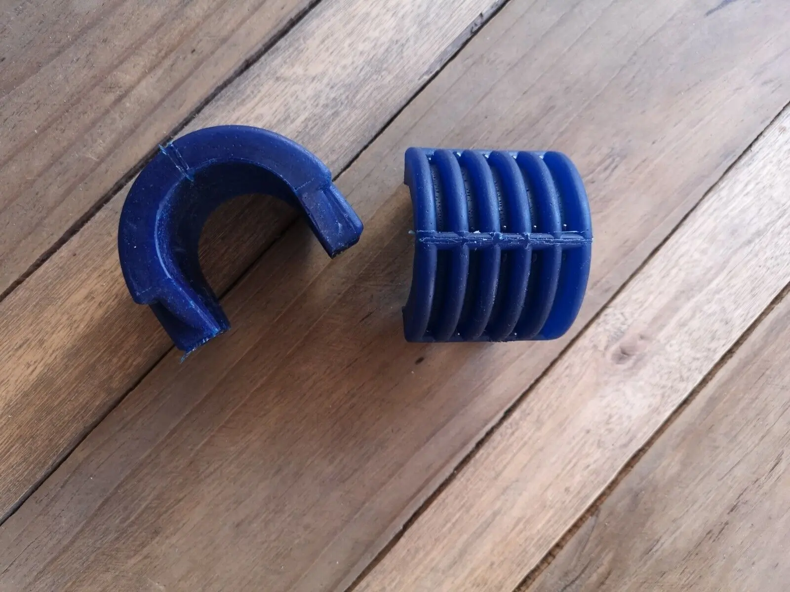 Suzuki PE175 PE250 PE400 Tank Rubber Cushion Upper 4454141310 b
